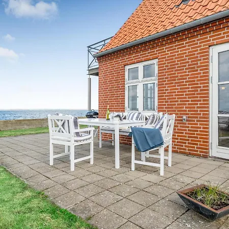 2 Bedroom Beautiful In * Tranekær