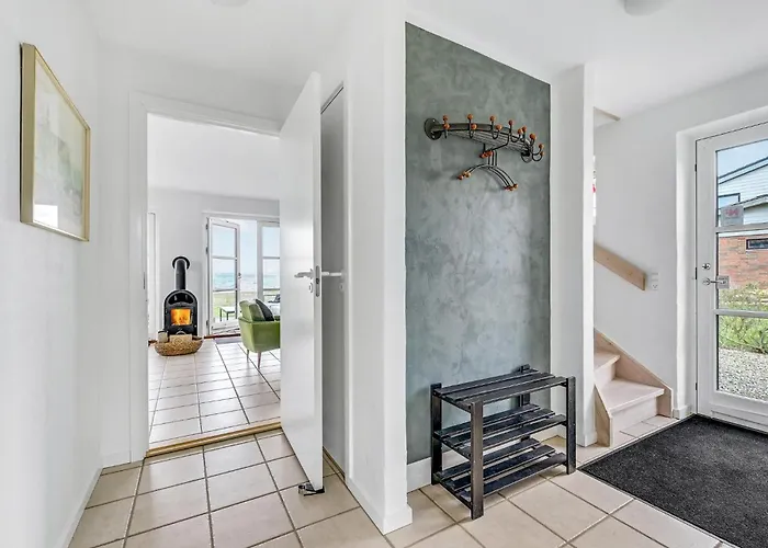 2 Bedroom Beautiful In