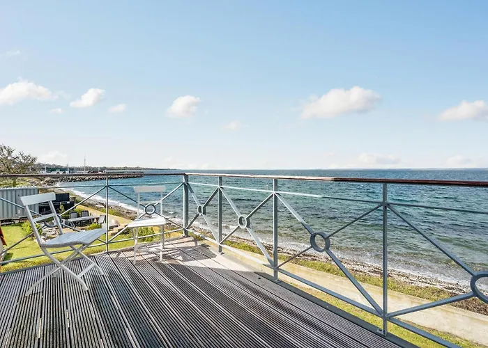 Semesterbostad 2 Bedroom Beautiful In Tranekær